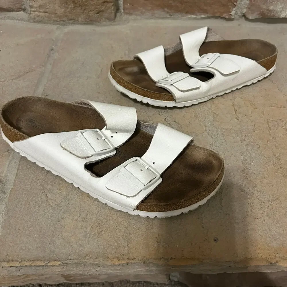 Birkenstock Arizona White Two-Strap Sandals Size 41 10-10.5 Boho Minimalist